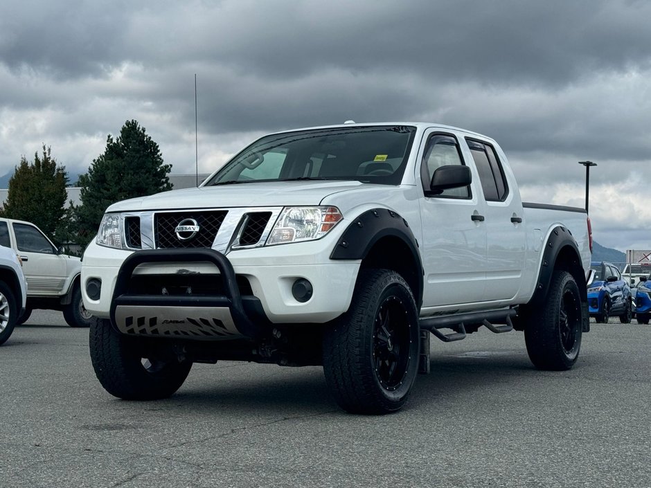 2018 Nissan Frontier SV Crew Cab 4x4 | 3 Lift | Offroad Rims & Tires |-0