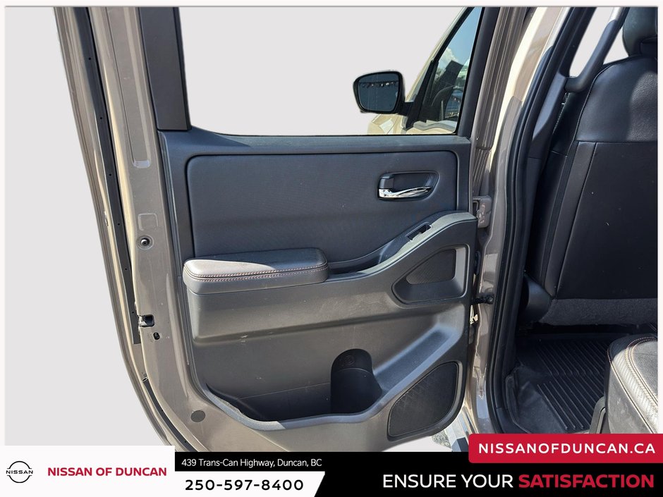 2024 Nissan Frontier PRO-4X-9