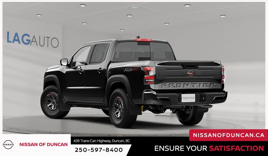 2027 Nissan Frontier PRO-4X Luxury Short Wheel Base-2