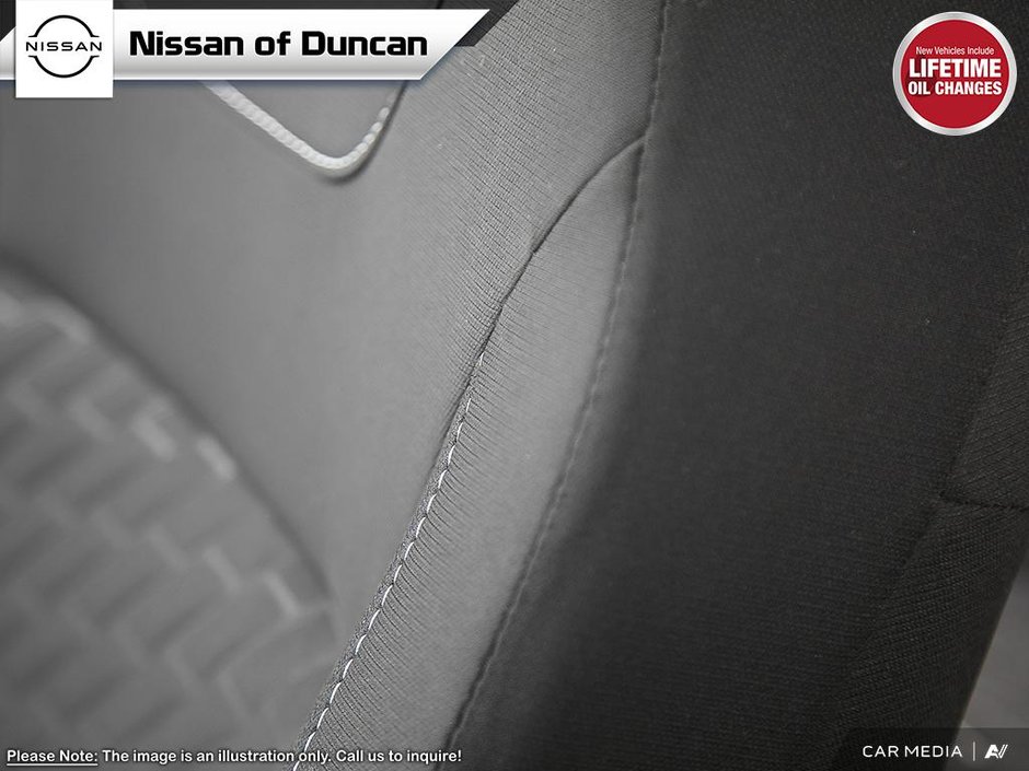 2025 Nissan Kicks Play SV-19