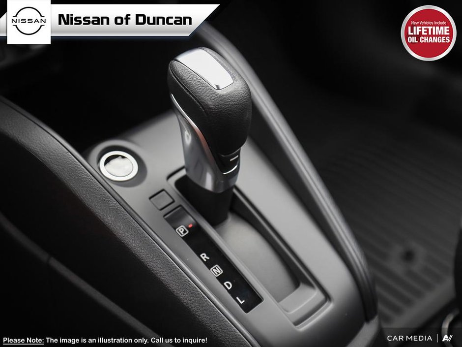 2025 Nissan Kicks Play S-15