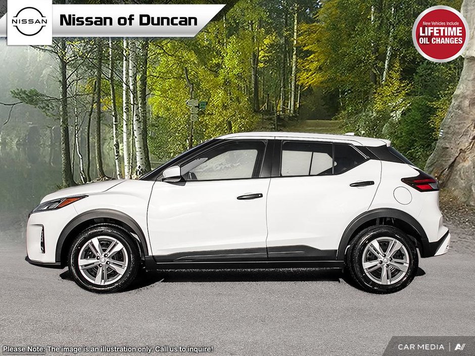2025 Nissan Kicks Play S-2