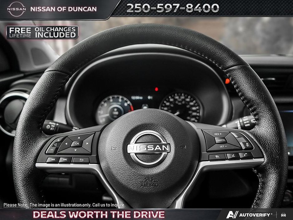 2025 Nissan Kicks Play SV-12