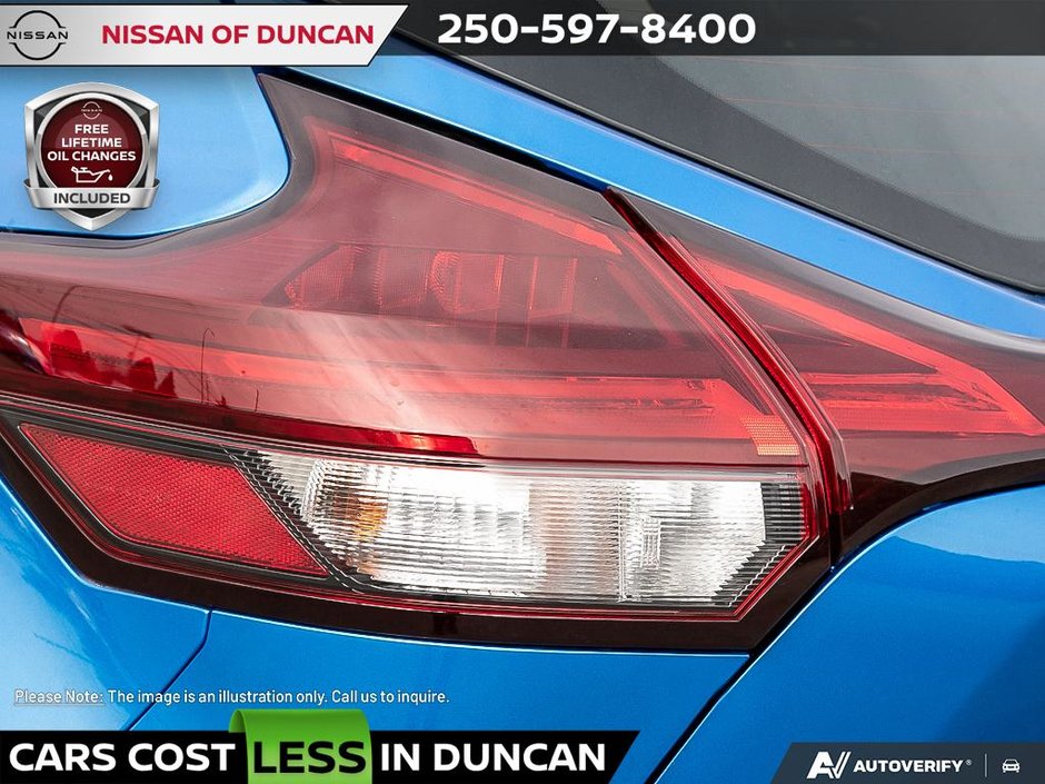 2025 Nissan Kicks Play SV-10