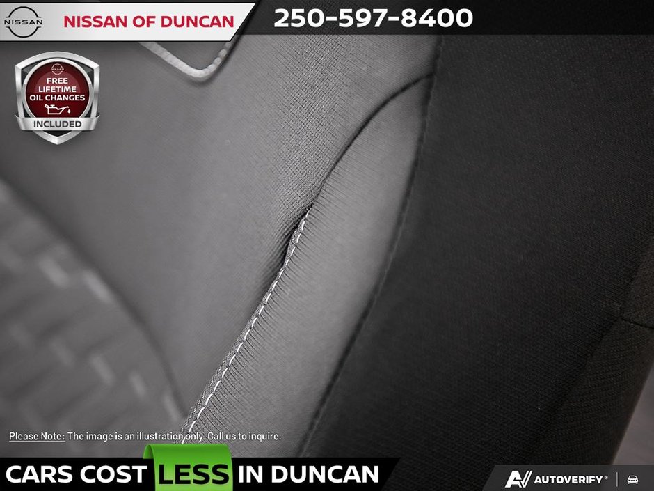 2025 Nissan Kicks Play SV-19