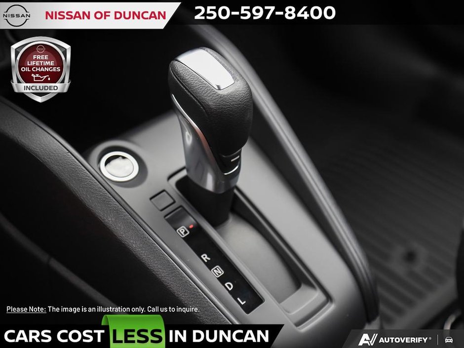 2025 Nissan Kicks Play S-15