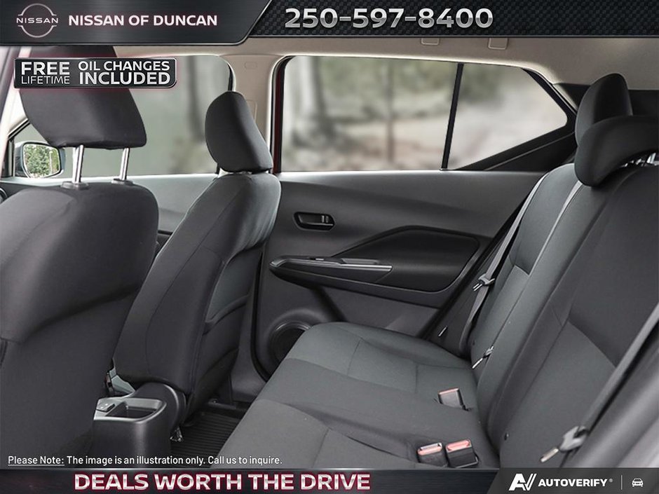 2025 Nissan Kicks Play S-19