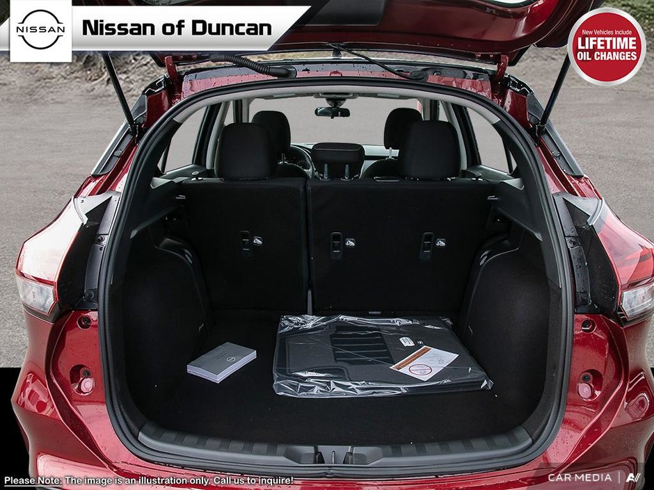 2025 Nissan Kicks Play SV-6