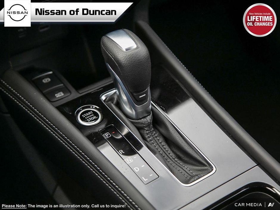 2025 Nissan Kicks Play SV-16