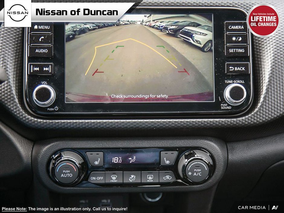 2025 Nissan Kicks Play SV-17