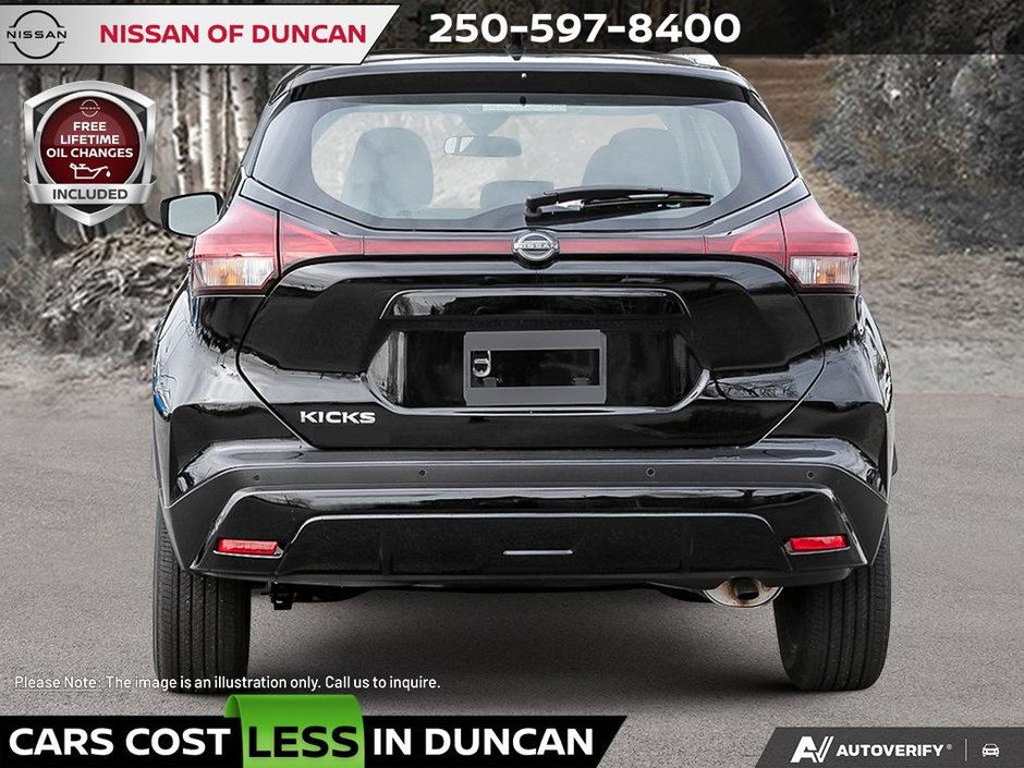 2025 Nissan Kicks Play SV-4