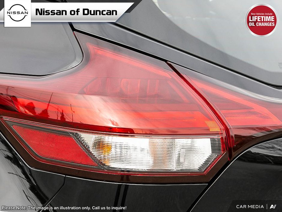 2025 Nissan Kicks Play SV-10