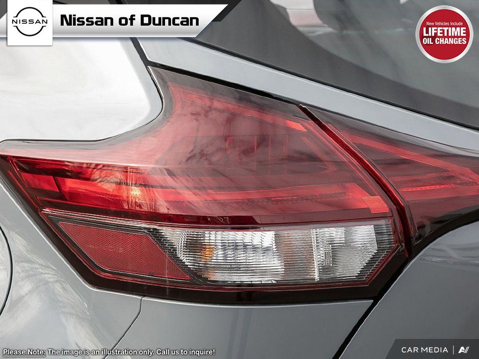 2025 Nissan Kicks Play S-9