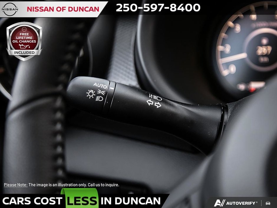 2025 Nissan Kicks Play SV-23