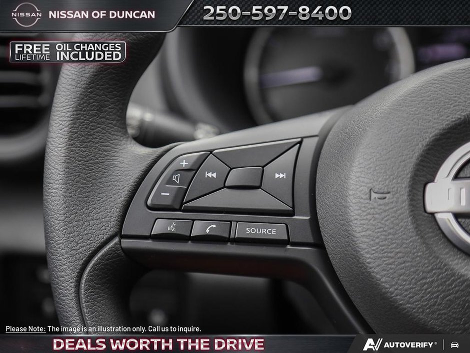 2025 Nissan Kicks Play S-13