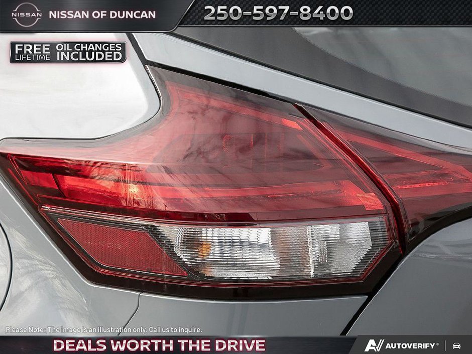 2025 Nissan Kicks Play S-9