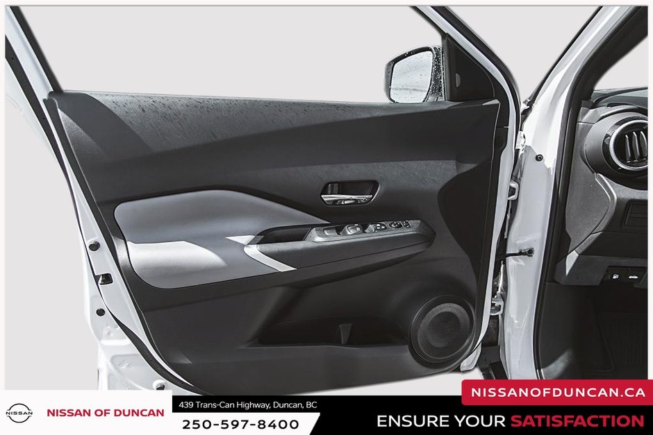 2021 Nissan Kicks SR-10