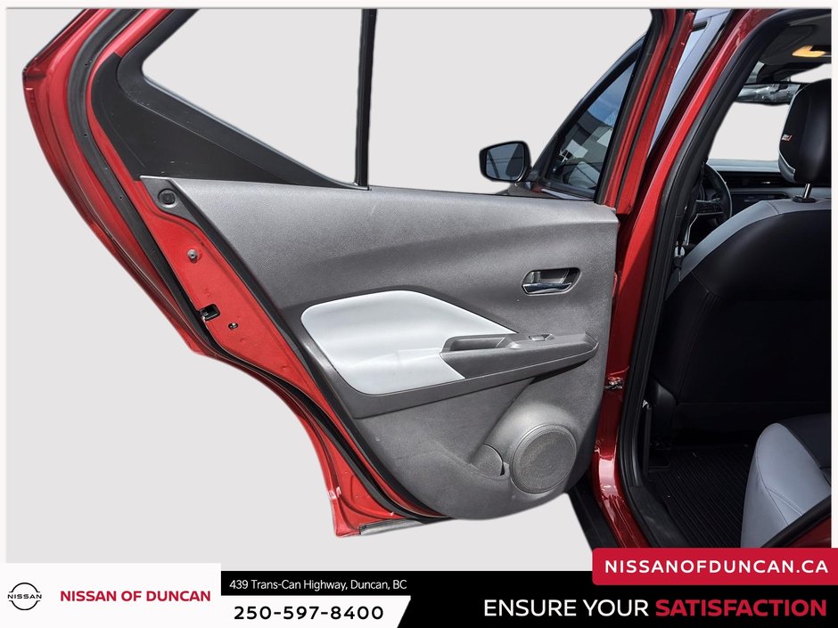 2021 Nissan Kicks SR-10
