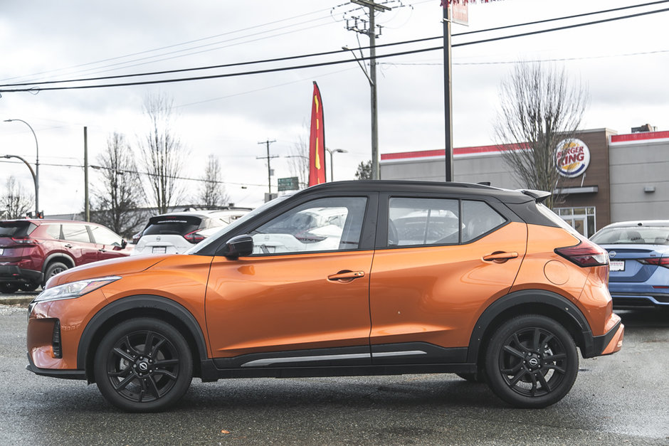 2023 Nissan Kicks SR-4