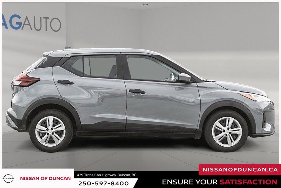2023 Nissan Kicks S-6