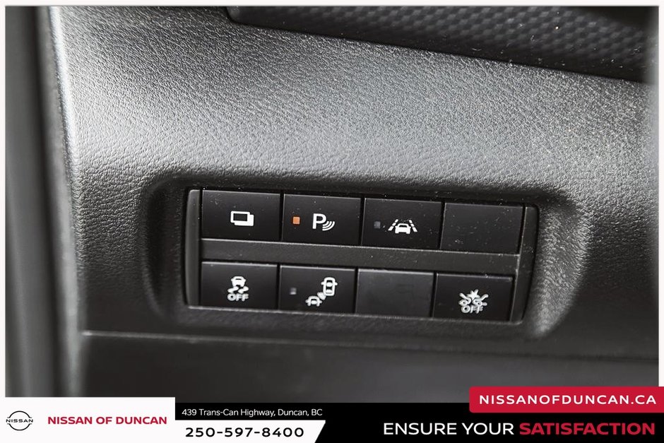 2023 Nissan Kicks S-22