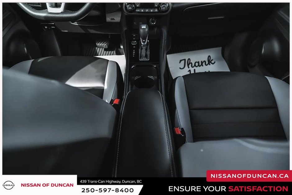 2023 Nissan Kicks SR-23