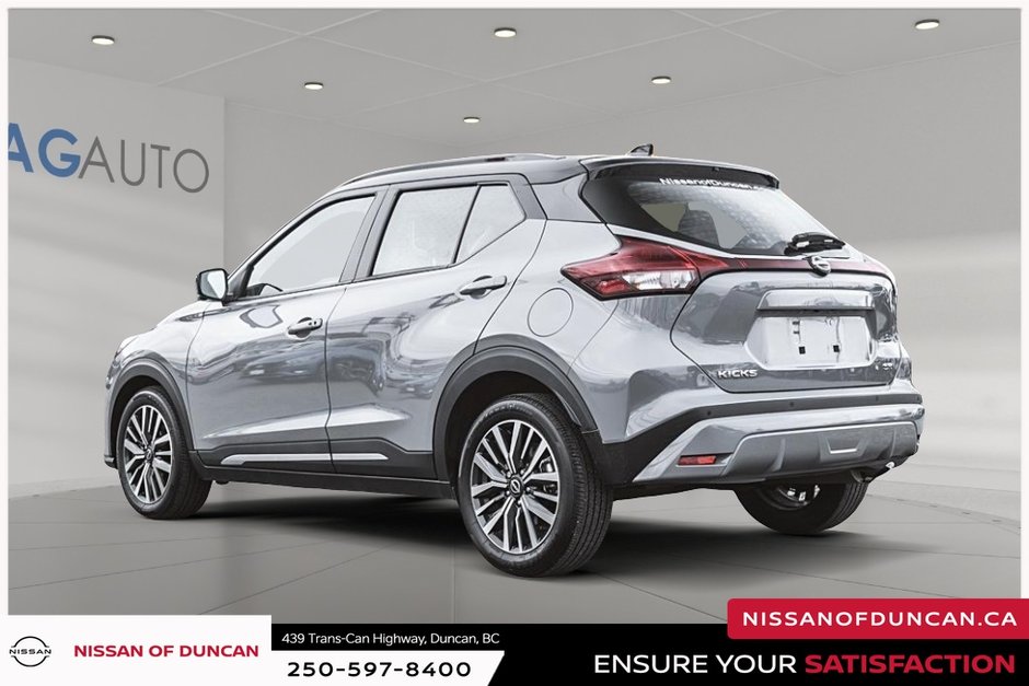 2023 Nissan Kicks SR-3