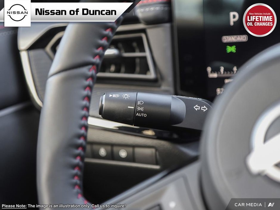 2025 Nissan Kicks SR PREMIUM-23