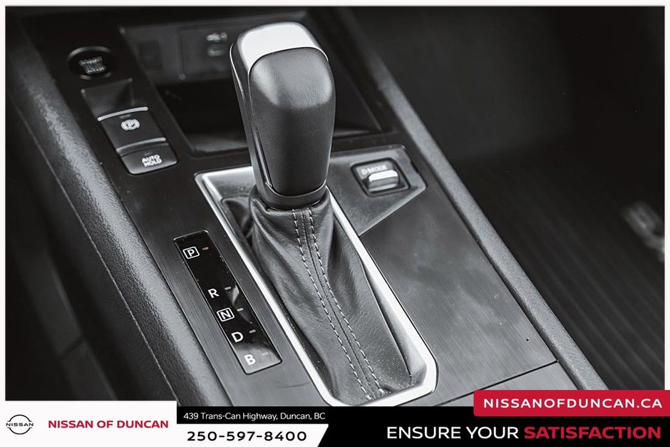 2025 Nissan Kicks SV-29