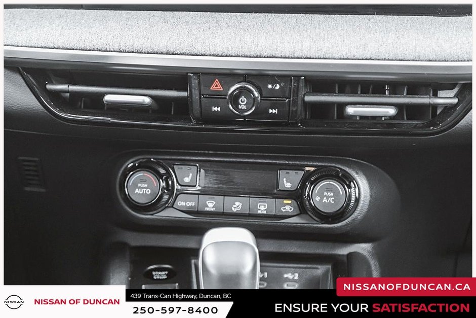 2025 Nissan Kicks SV-19