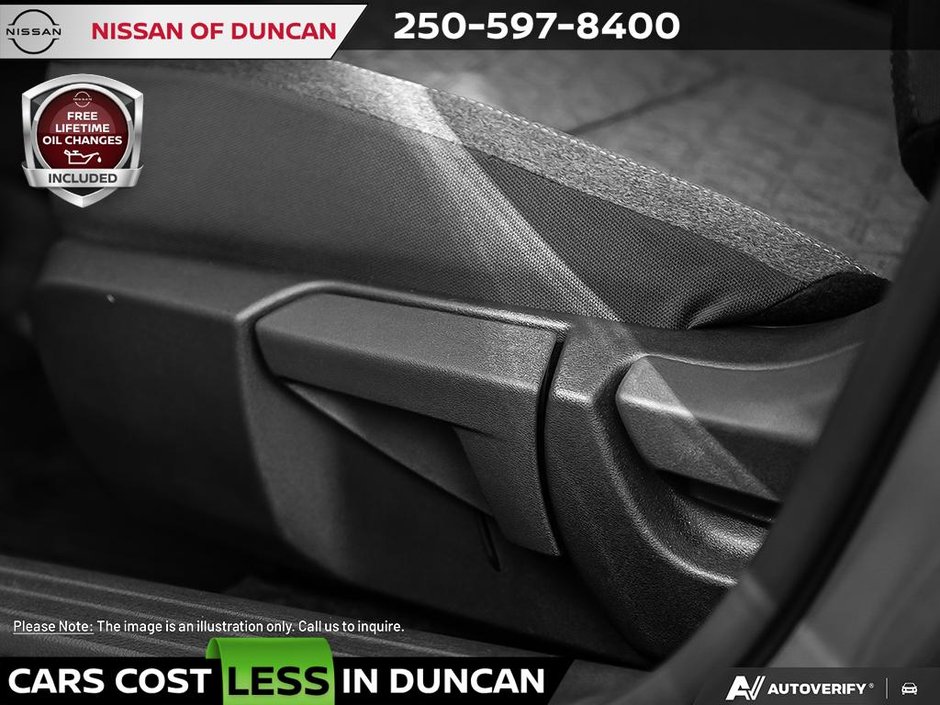 2026 Nissan Kicks SV Premium AWD-25