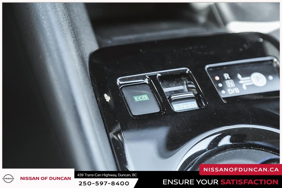 2023 Nissan Leaf SL Plus-32