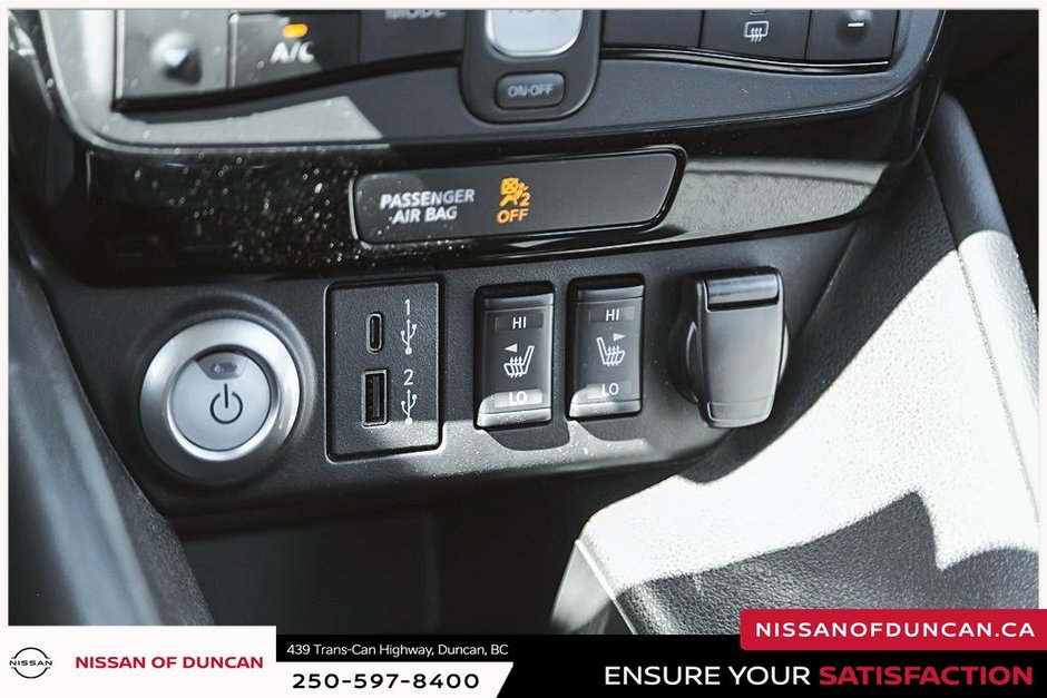 2023 Nissan Leaf SL Plus-30