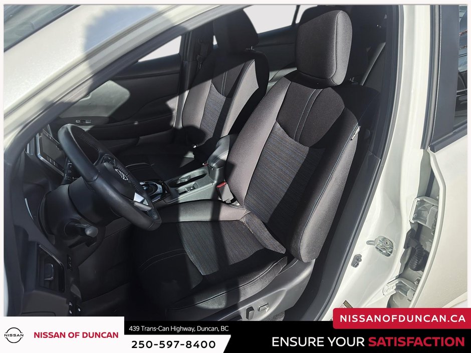 2023 Nissan Leaf SV Plus-6