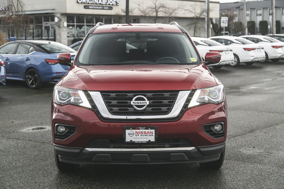 2018 Nissan Pathfinder SV Tech-1