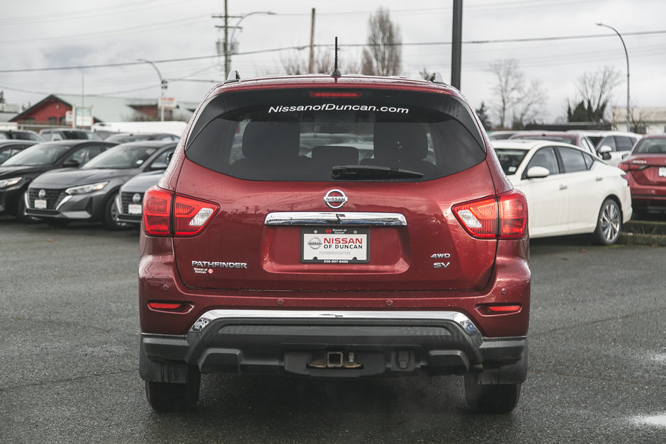 2018 Nissan Pathfinder SV Tech-6