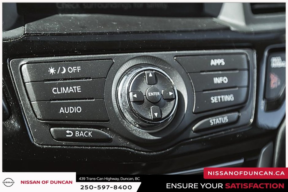 2018 Nissan Pathfinder S-28