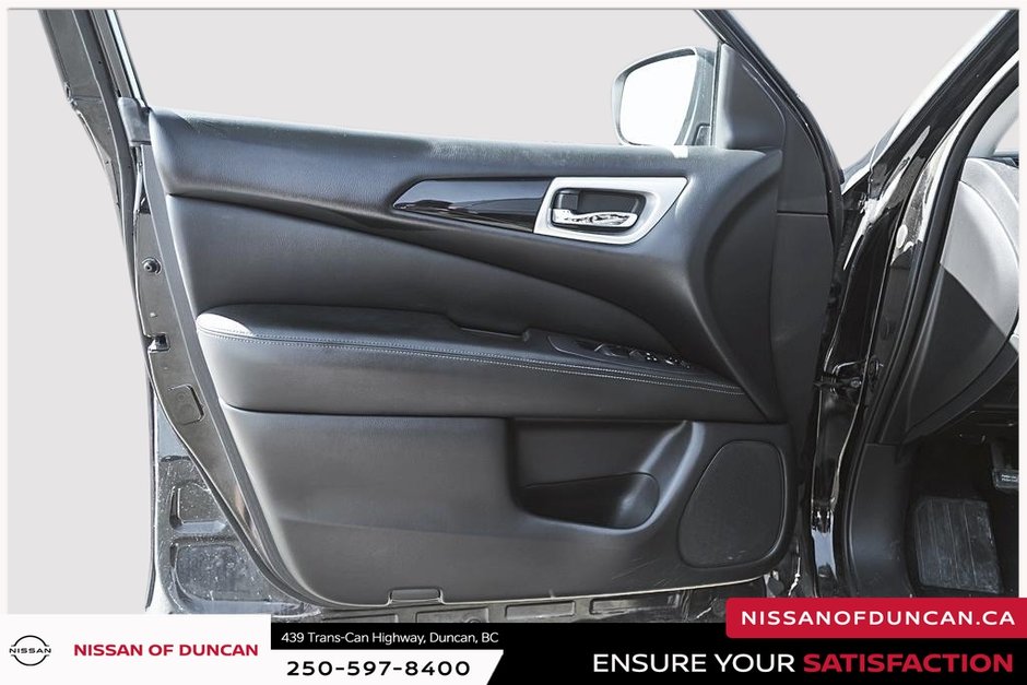2018 Nissan Pathfinder S-9