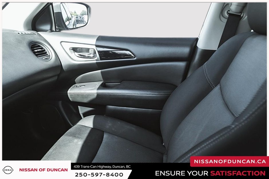 2018 Nissan Pathfinder S-32