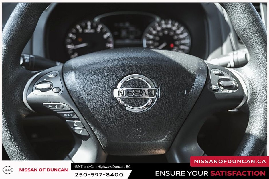 2018 Nissan Pathfinder S-25