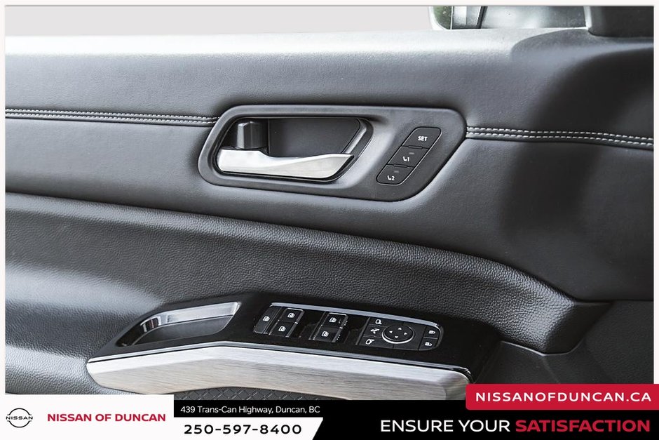 2022 Nissan Pathfinder Platinum-20