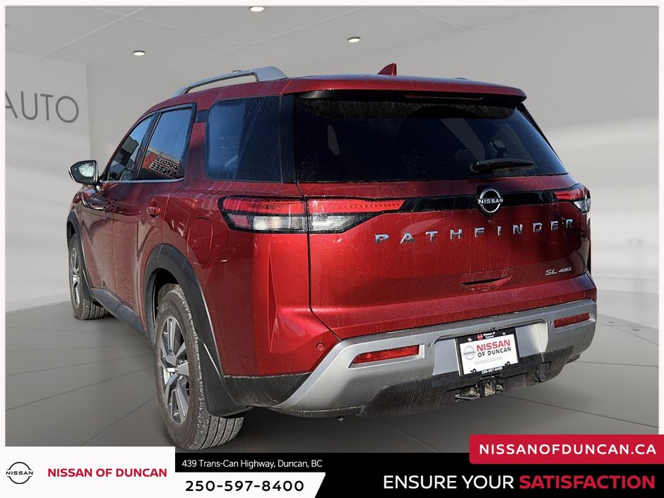 2023 Nissan Pathfinder SL-2