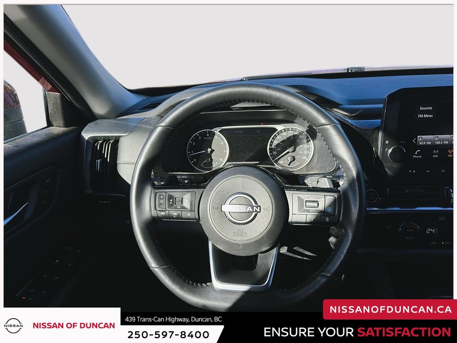 2023 Nissan Pathfinder SL-7
