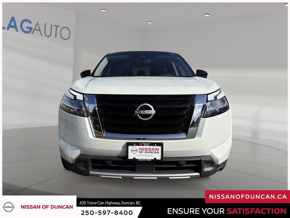 2024 Nissan Pathfinder Platinum-1