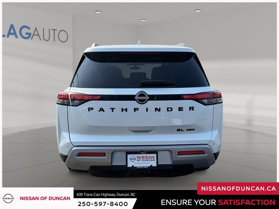 2025 Nissan Pathfinder SL-2