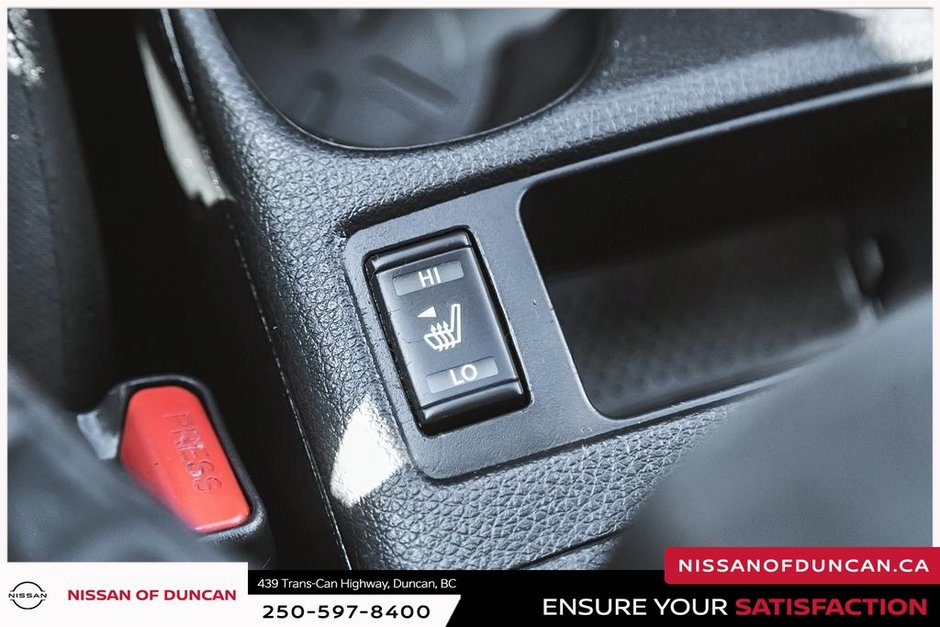 2017 Nissan Qashqai S-28