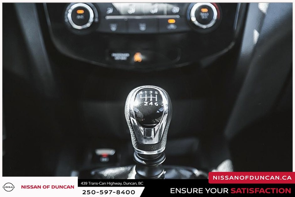 2017 Nissan Qashqai S-17