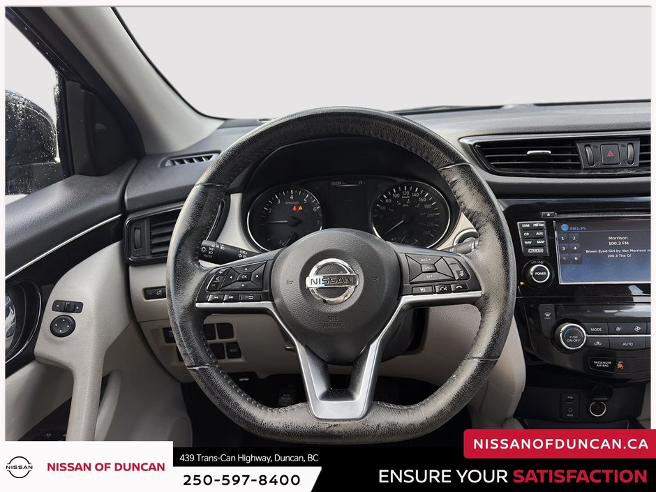 2018 Nissan Qashqai S-10