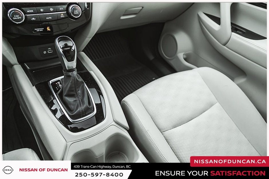 2020 Nissan Qashqai SV-24