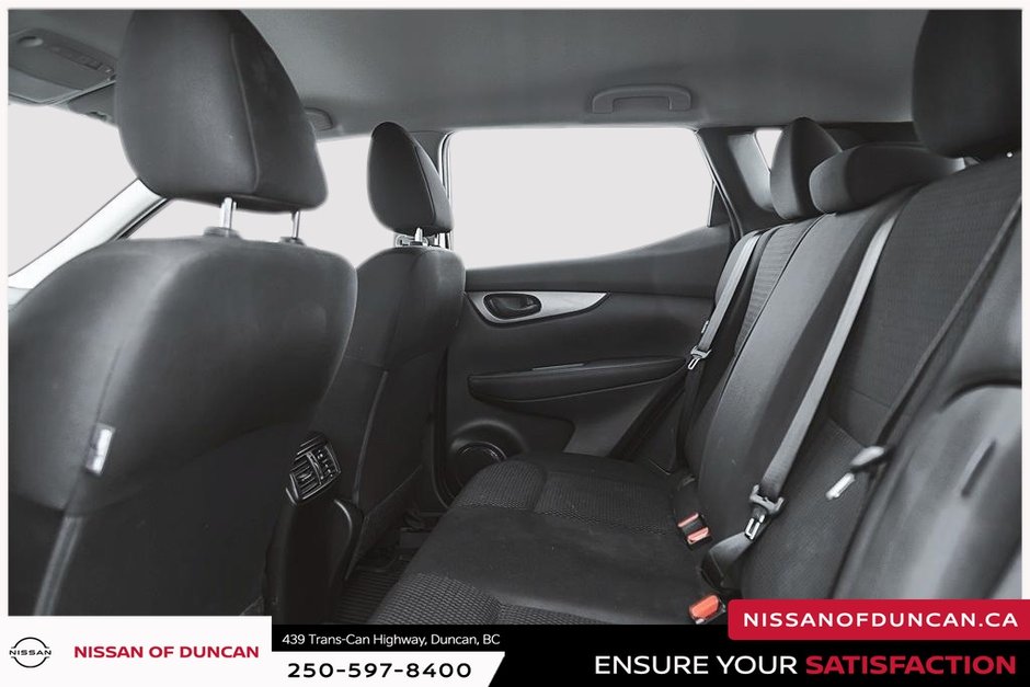 2023 Nissan Qashqai S-16